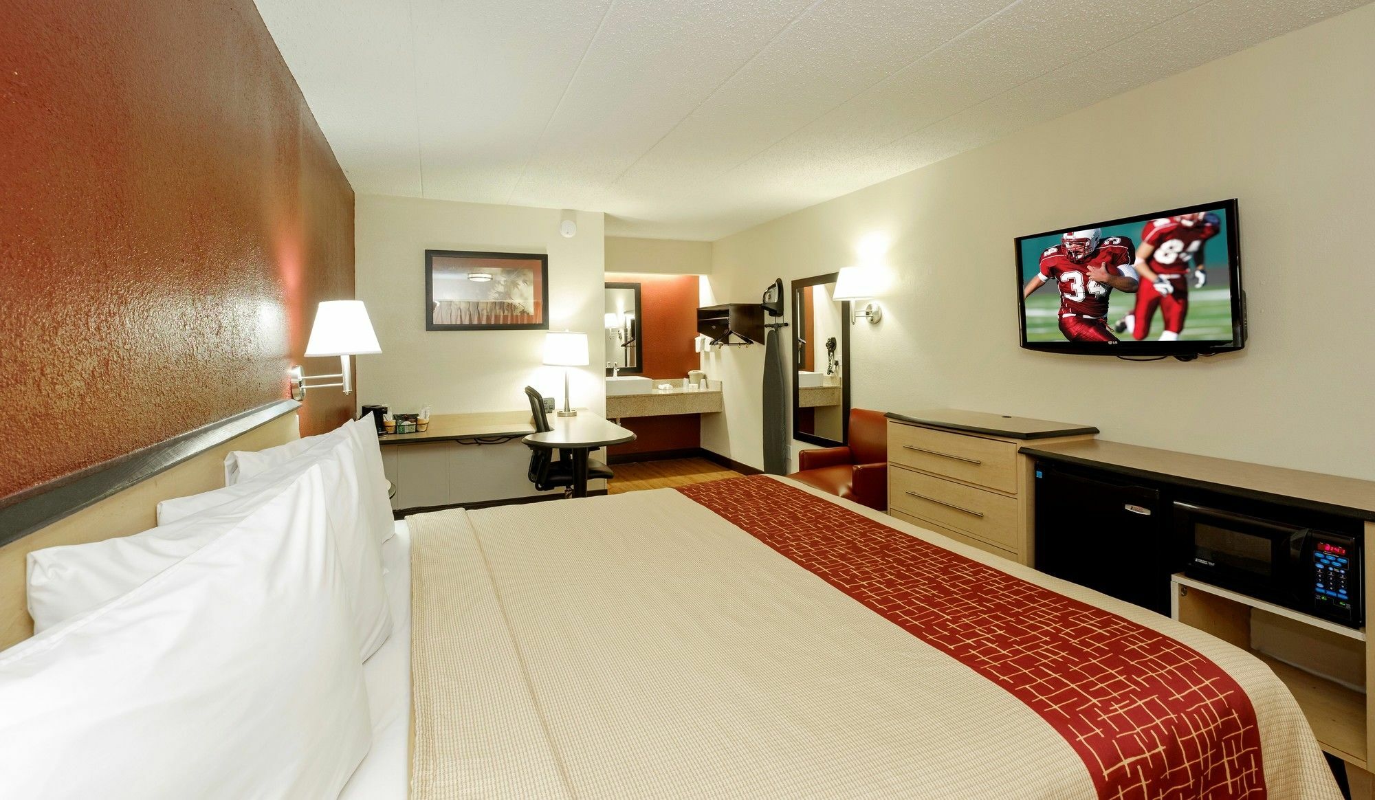 Red Roof Inn Columbus West - Hilliard New Rome Bagian luar foto